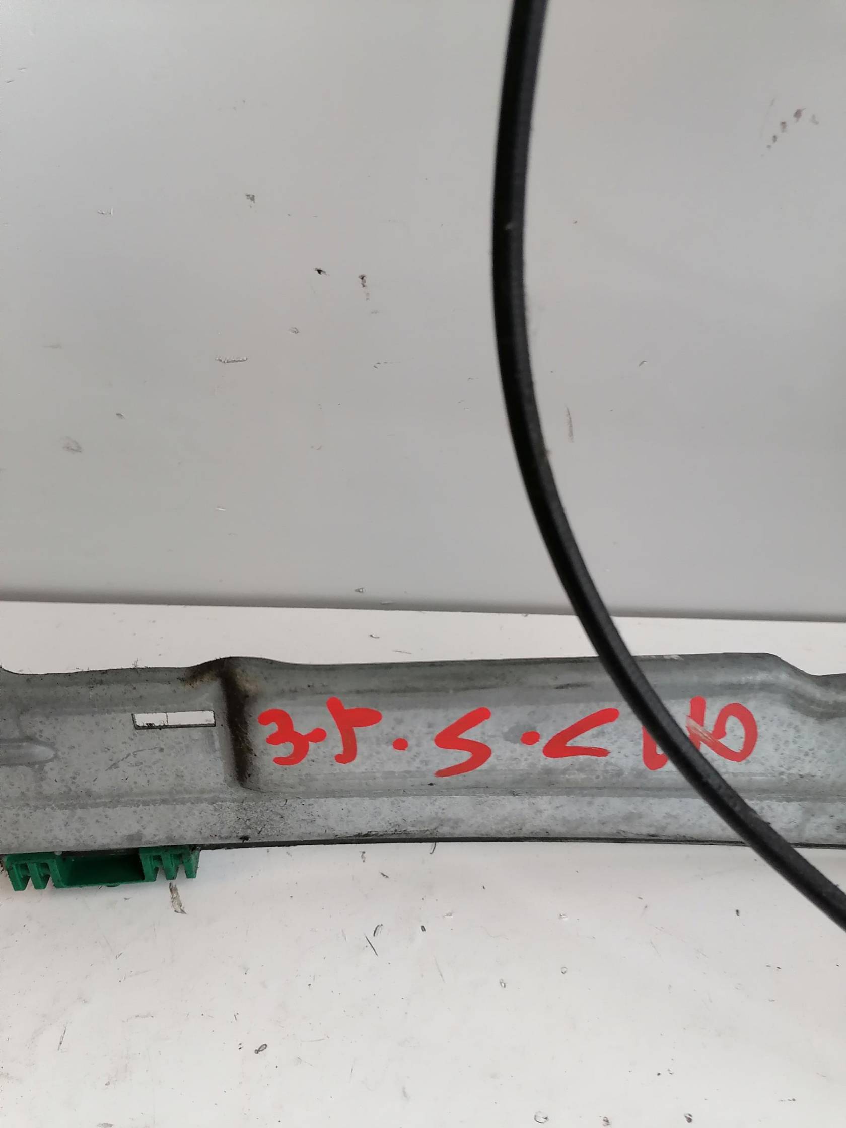 Alzacristallo elettr. porta ant. sx.